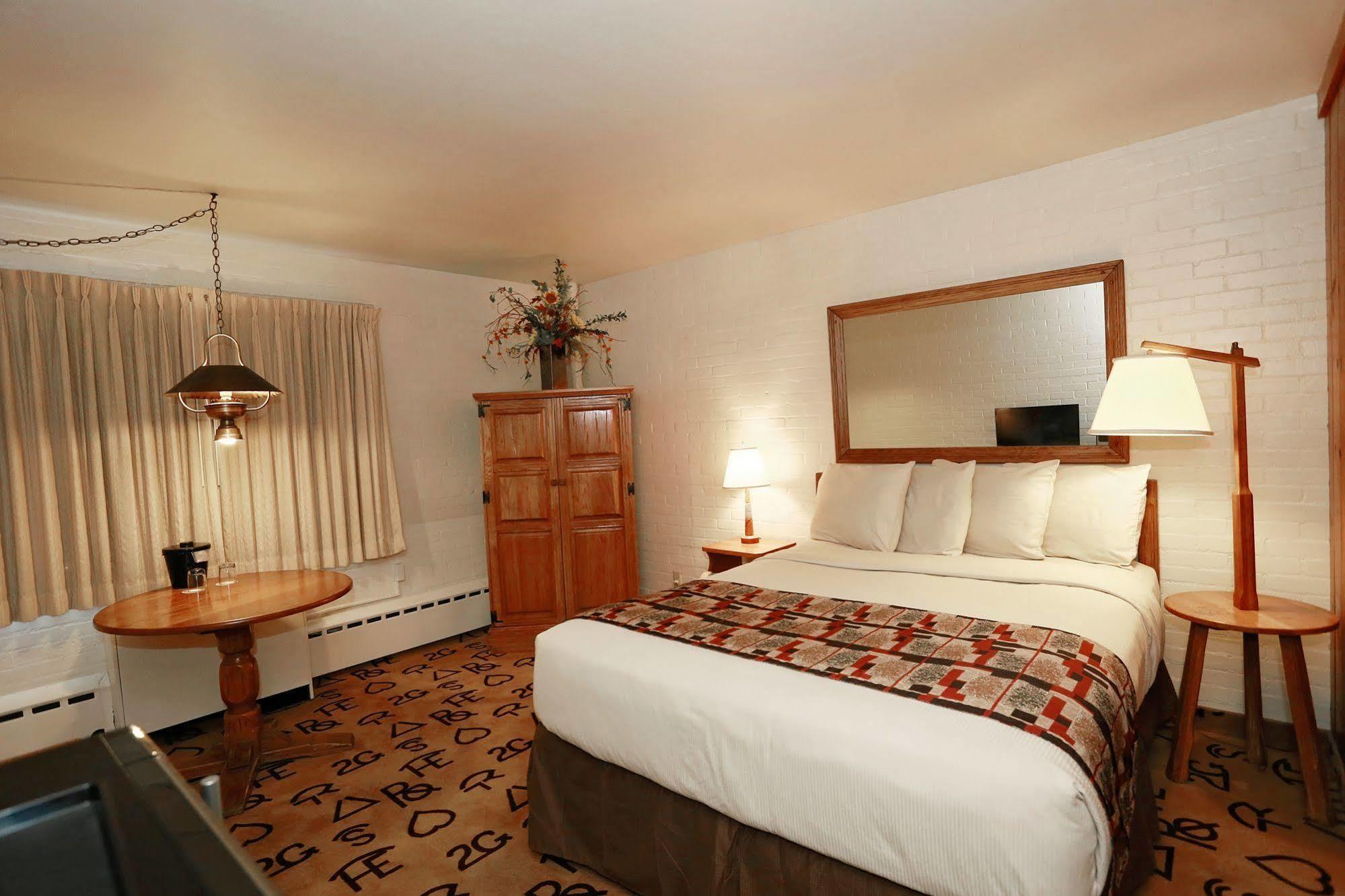 Dude Rancher Lodge Billings Esterno foto